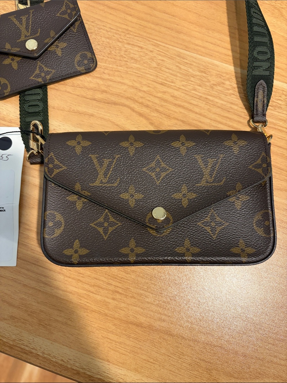 Pre-Loved Louis Vuitton Green Monogram Canvas Felicie Strap & Go - Picture 2 of 7